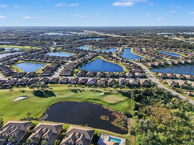 6467 WILLOWSHIRE WAY, Bradenton, FL 34212