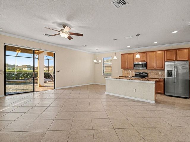 6467 WILLOWSHIRE WAY, Bradenton, FL 34212