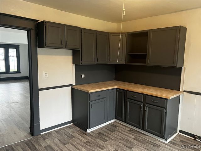 460 Minnesota Avenue, Buffalo, NY 14215