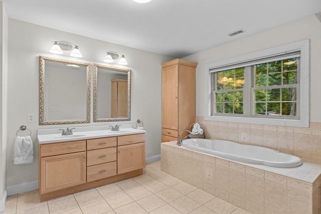 105 Mixter, Holden, MA 01520