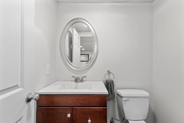 105 Mixter, Holden, MA 01520