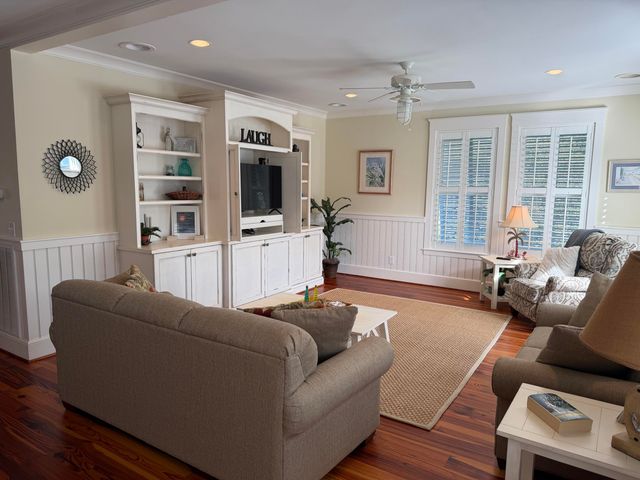 709 Jungle Road, Edisto Beach, SC 29438