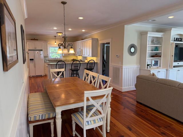 709 Jungle Road, Edisto Beach, SC 29438