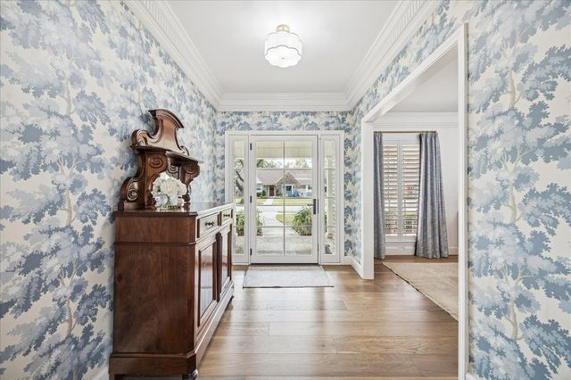 7906 Meadowbriar Lane, Houston, TX 77063