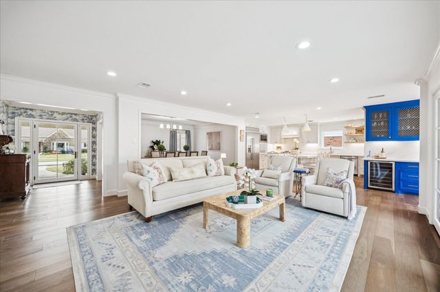 7906 Meadowbriar Lane, Houston, TX 77063