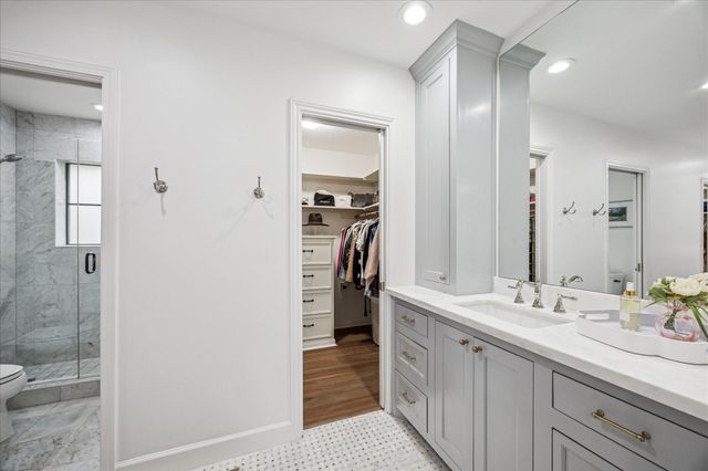 7906 Meadowbriar Lane, Houston, TX 77063