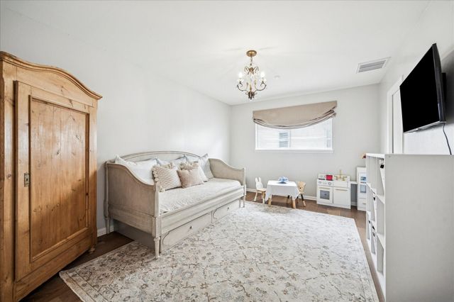 7906 Meadowbriar Lane, Houston, TX 77063