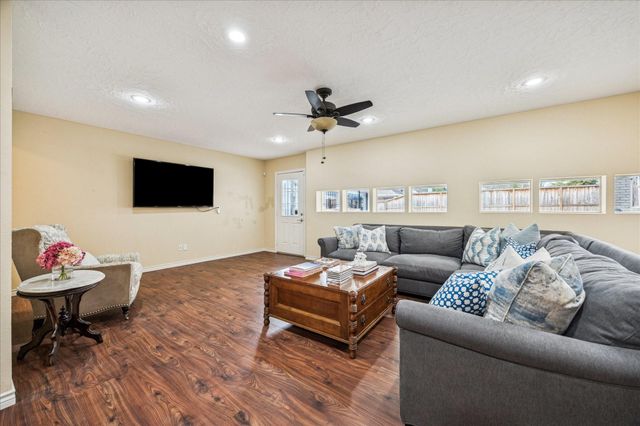 7906 Meadowbriar Lane, Houston, TX 77063