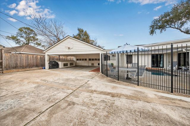 7906 Meadowbriar Lane, Houston, TX 77063