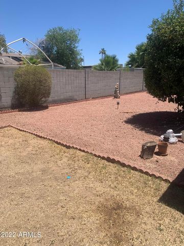 4132 W Shangri La Road, Phoenix, AZ 85029