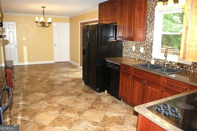 6725 Ridge Moore Drive, Peachtree Corners, GA 30360