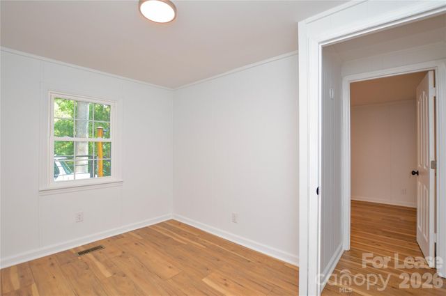 5821 Hornet Drive, Charlotte, NC 28216