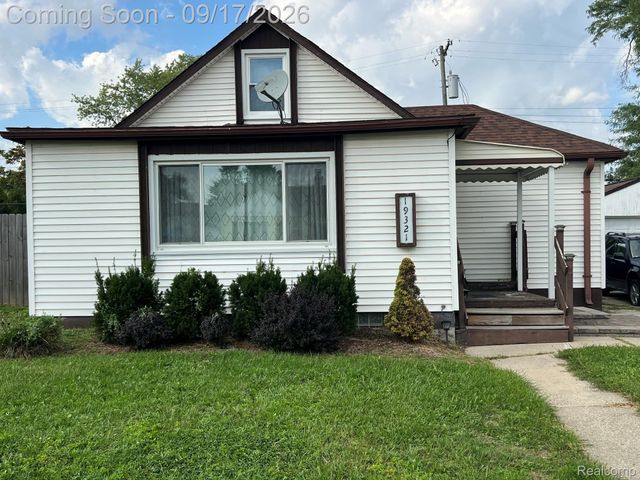19321 Florida Street, Roseville, MI 48066