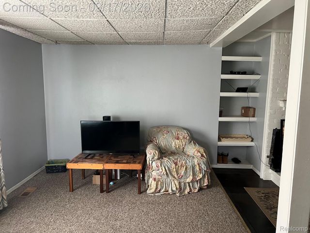 19321 Florida Street, Roseville, MI 48066