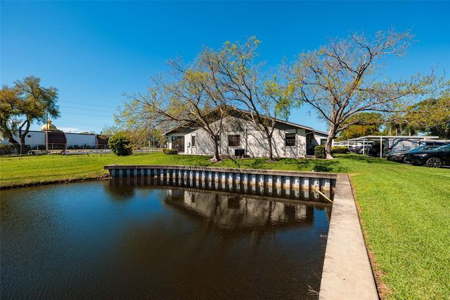 1601 43RD STREET N 149, St Petersburg, FL 33713