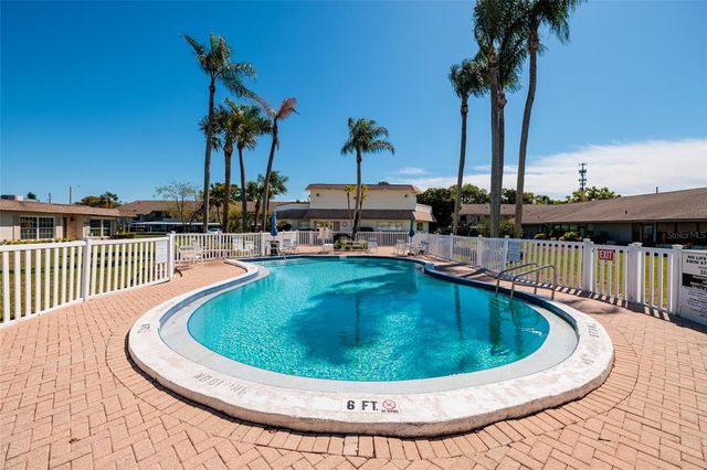 1601 43RD STREET N 149, St Petersburg, FL 33713