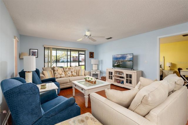 1601 43RD STREET N 149, St Petersburg, FL 33713