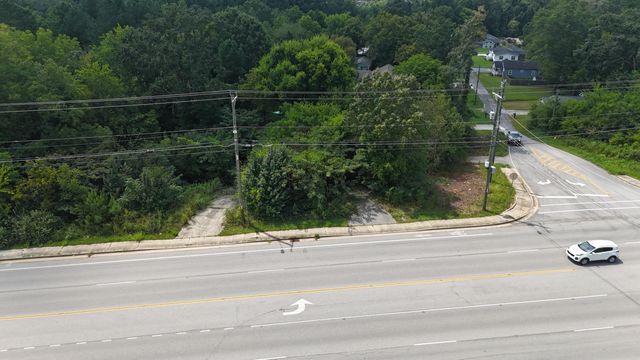 8508 E Brainerd Road, Chattanooga, TN 37421