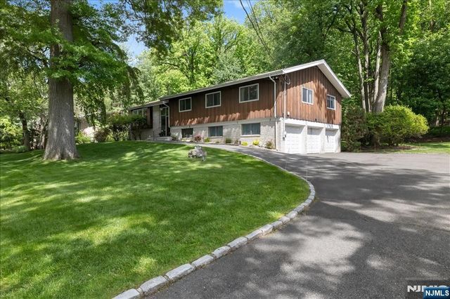 401 Cumberland Street, Englewood, NJ 07631