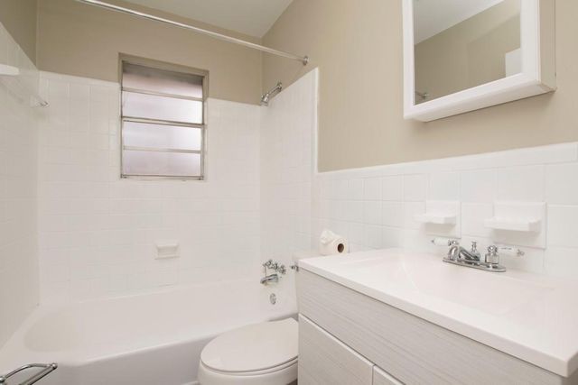 3660 Peachtree NE Road E7, Atlanta, GA 30319