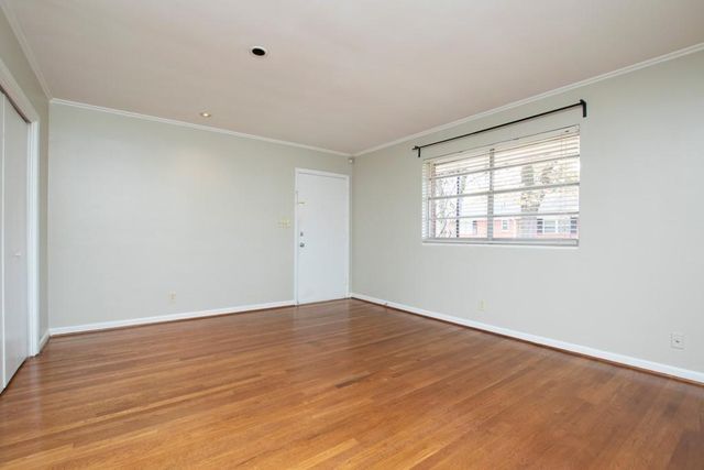 3660 Peachtree NE Road E7, Atlanta, GA 30319