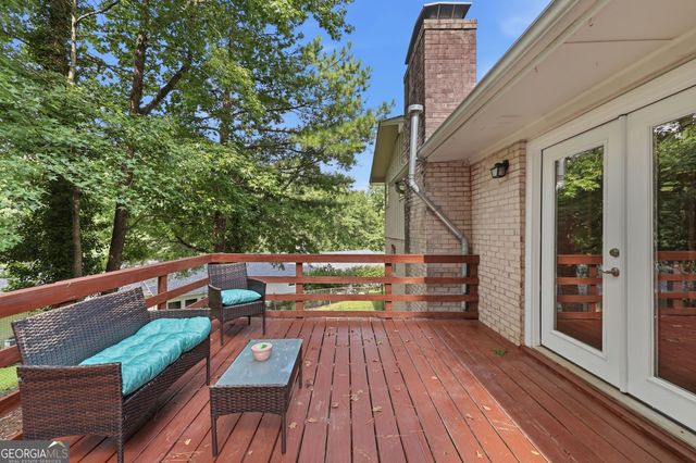 30 Rosedale Street, Toccoa, GA 30577