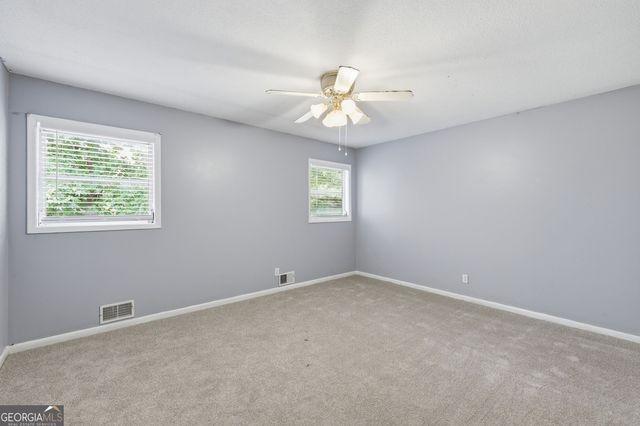 30 Rosedale Street, Toccoa, GA 30577