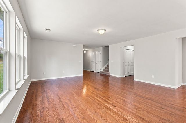 3537 Harpeth Springs Dr, Nashville, TN 37221