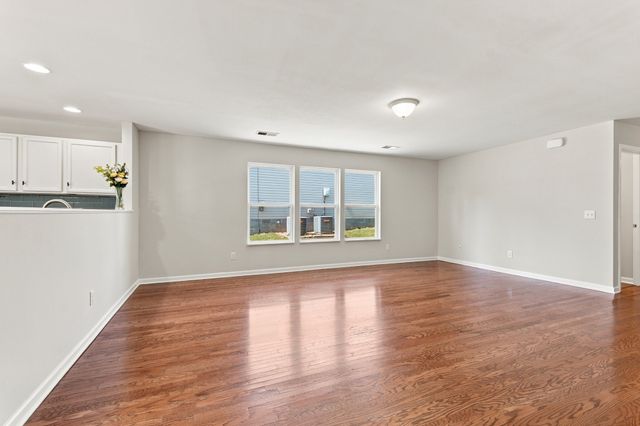 3537 Harpeth Springs Dr, Nashville, TN 37221