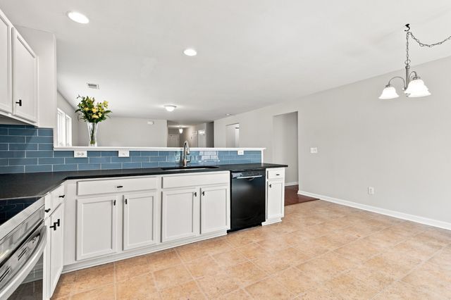 3537 Harpeth Springs Dr, Nashville, TN 37221
