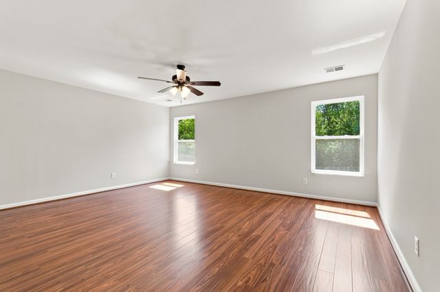 3537 Harpeth Springs Dr, Nashville, TN 37221