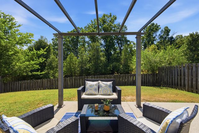 3537 Harpeth Springs Dr, Nashville, TN 37221