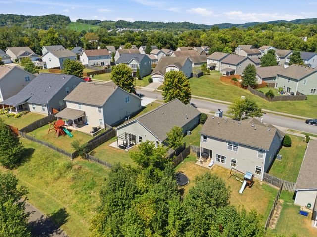 3537 Harpeth Springs Dr, Nashville, TN 37221