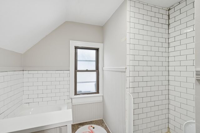 3611 Queen Avenue N, Minneapolis, MN 55412