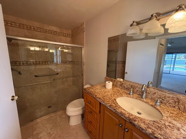 9215 Sun Pointe Drive, Boynton Beach, FL 33437