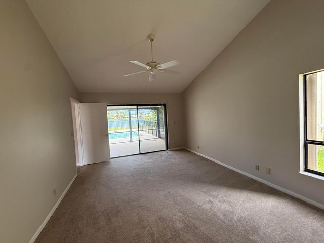 9215 Sun Pointe Drive, Boynton Beach, FL 33437