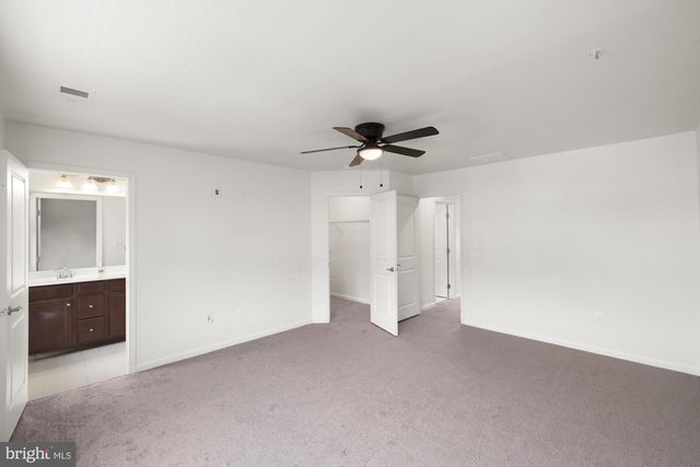 418 CHARLES AVE, Hanover, PA 17331