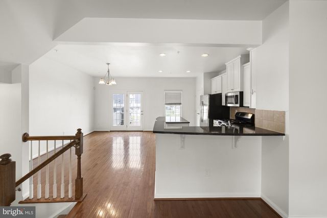 418 CHARLES AVE, Hanover, PA 17331