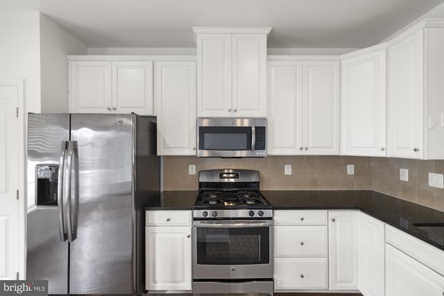 418 CHARLES AVE, Hanover, PA 17331