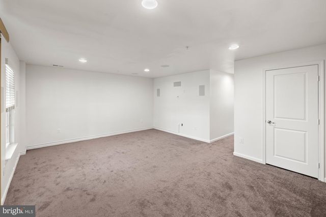 418 CHARLES AVE, Hanover, PA 17331