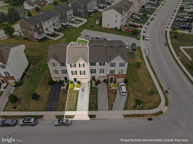 418 CHARLES AVE, Hanover, PA 17331