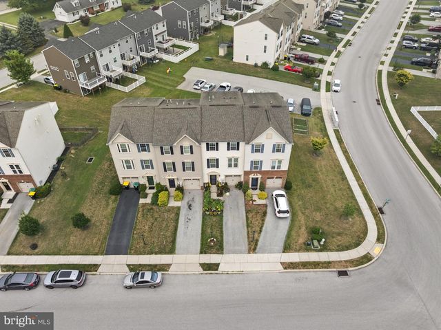 418 CHARLES AVE, Hanover, PA 17331