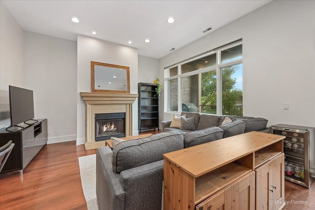 3418 W Foster Avenue 202, Chicago, IL 60625 — photo 4