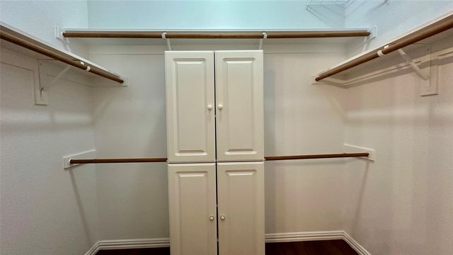 808 Pinnacle Circle, Lewisville, TX 75077