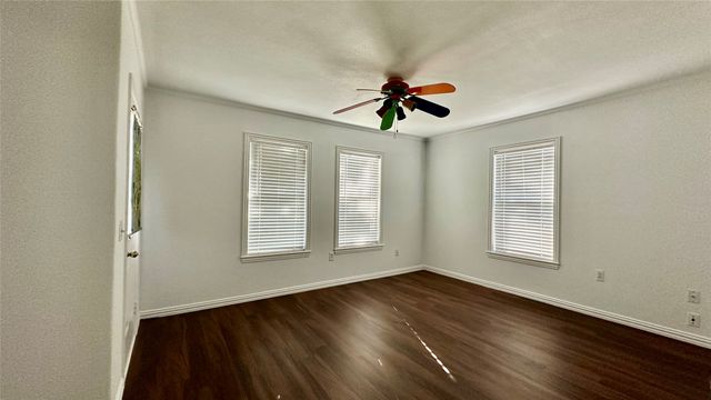 808 Pinnacle Circle, Lewisville, TX 75077