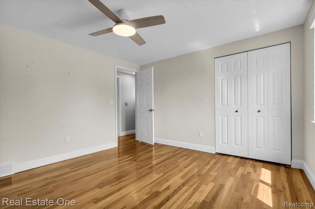 5063 Abington Drive, Troy, MI 48085