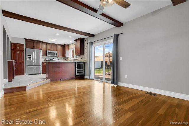 5063 Abington Drive, Troy, MI 48085