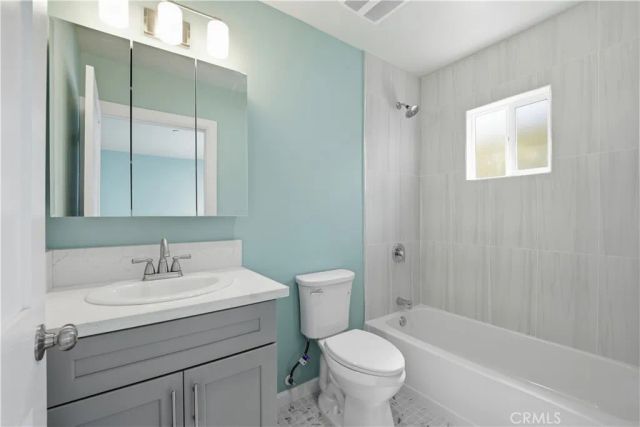 3452 Estrada, Los Angeles, CA 90023