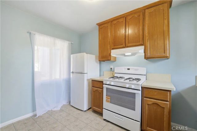 3452 Estrada, Los Angeles, CA 90023