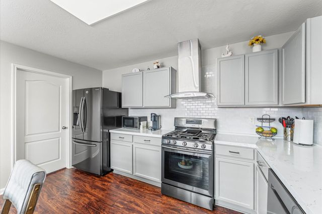 17011 Edgware Drive, Houston, TX 77084